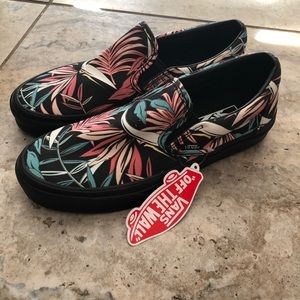 Vans slip on shoes